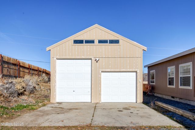 6275 Chimney Road, Sun Valley, NV 89433