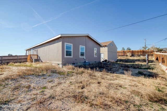 6275 Chimney Road, Sun Valley, NV 89433