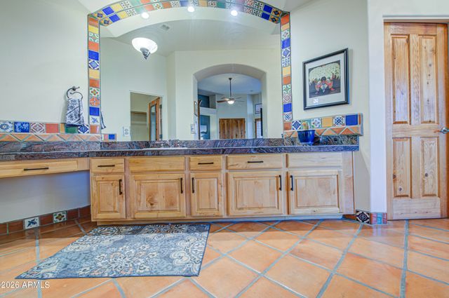 8540 E MCDOWELL Road 122, Mesa, AZ 85207