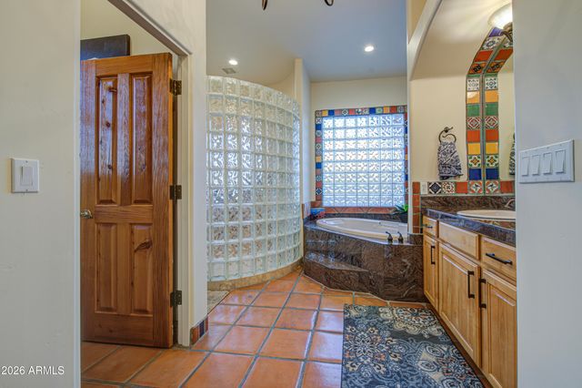 8540 E MCDOWELL Road 122, Mesa, AZ 85207