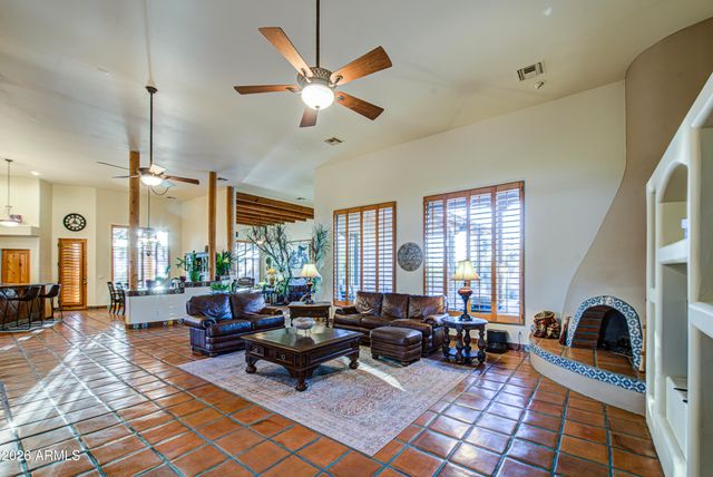 8540 E MCDOWELL Road 122, Mesa, AZ 85207