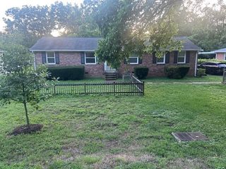 4411 Scenic Dr, Nashville, TN 37204