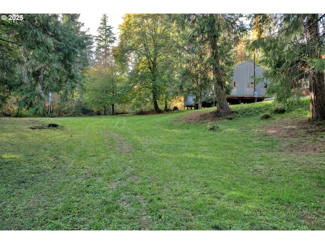 72792 Shoestring Rd, Cottage Grove, OR 97424