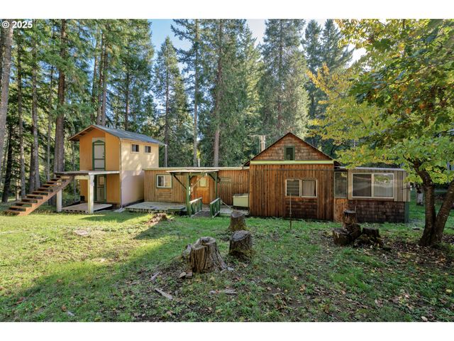 72792 Shoestring Rd, Cottage Grove, OR 97424
