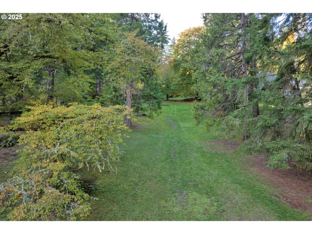 72792 Shoestring Rd, Cottage Grove, OR 97424