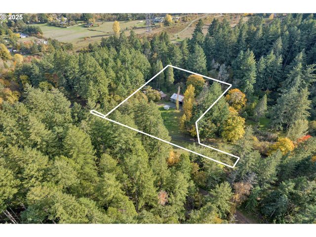 72792 Shoestring Rd, Cottage Grove, OR 97424