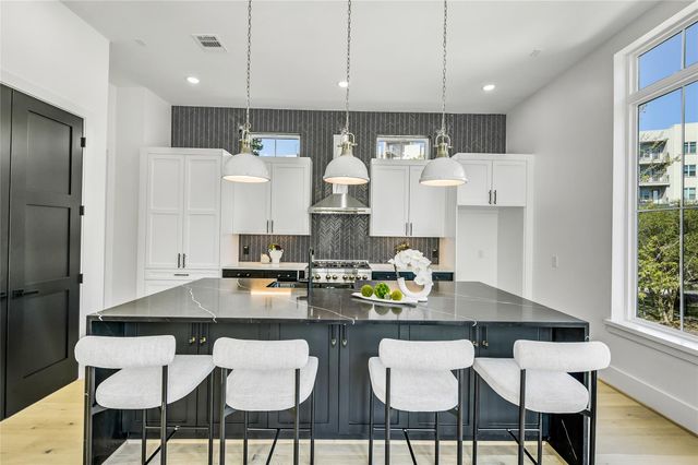 1907 Lauderdale Street, Houston, TX 77030