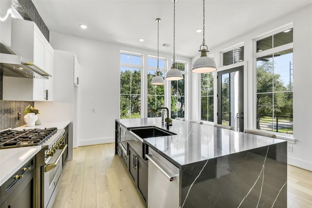 1907 Lauderdale Street, Houston, TX 77030