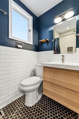 7617 W 63rd Terrace, Overland Park, KS 66202