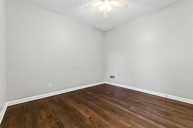 7617 W 63rd Terrace, Overland Park, KS 66202