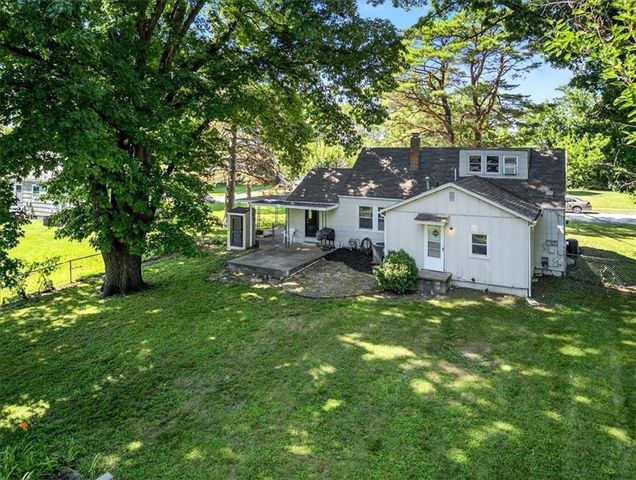 7617 W 63rd Terrace, Overland Park, KS 66202