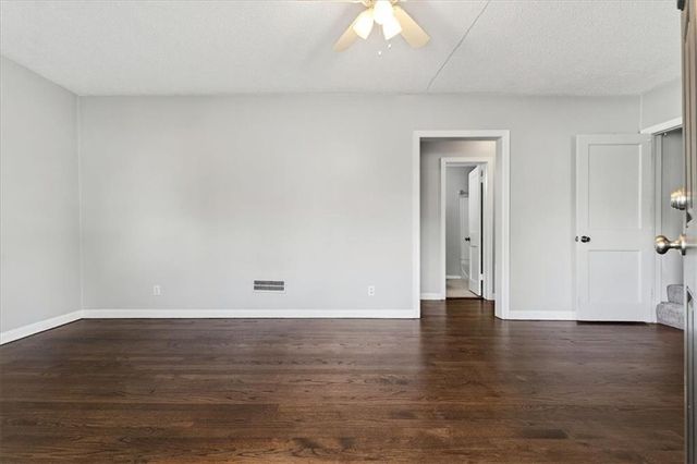 7617 W 63rd Terrace, Overland Park, KS 66202