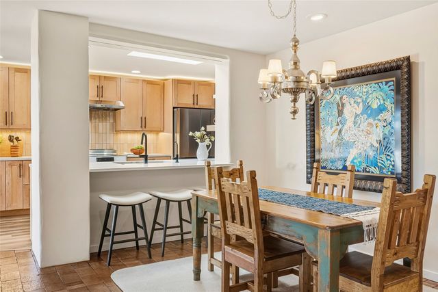 317 Calle Loma Norte, Santa Fe, NM 87501