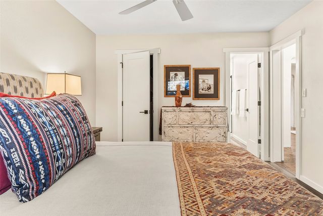 317 Calle Loma Norte, Santa Fe, NM 87501