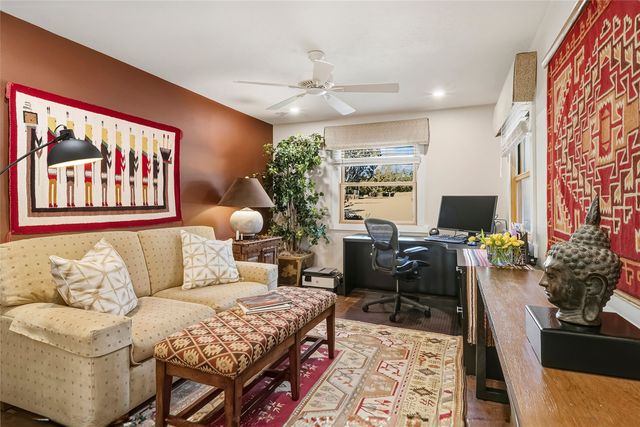 317 Calle Loma Norte, Santa Fe, NM 87501