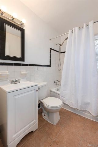 17124 Toepfer Drive, Eastpointe, MI 48021