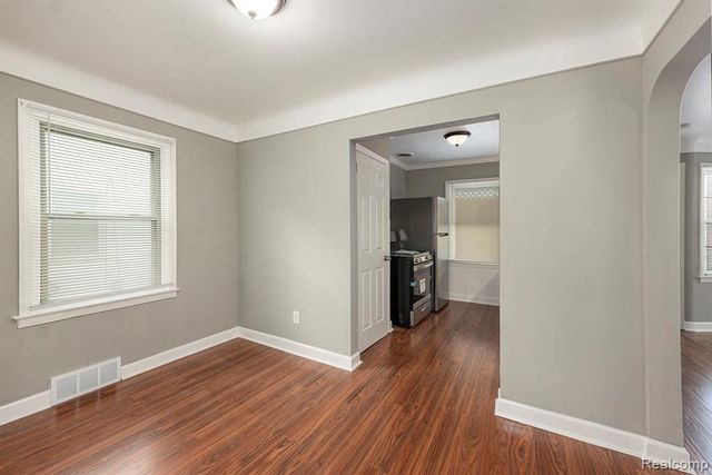 17124 Toepfer Drive, Eastpointe, MI 48021