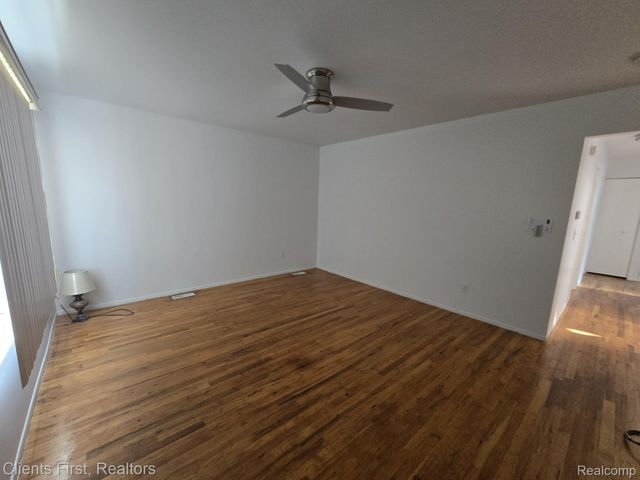 28004 Hughes Street, St. Clair Shores, MI 48081