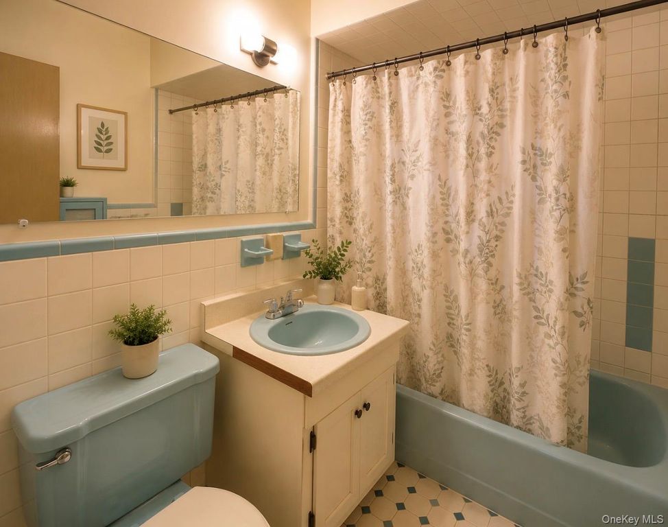 260 N Main Street B-42, Spring Valley, NY 10977 — photo 4