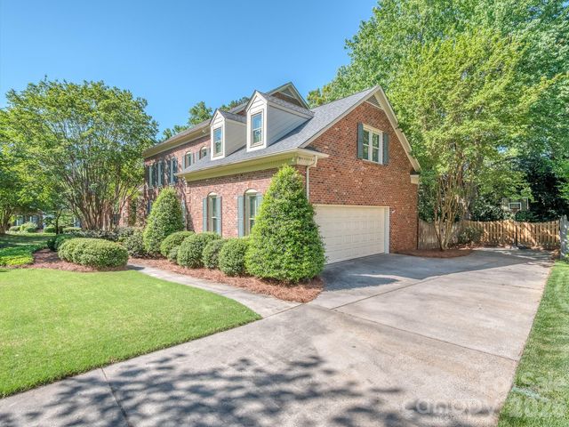 6720 Cristina Court, Charlotte, NC 28270