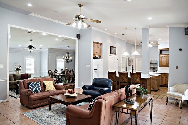 1 Mill Run Place, Athens, TX 75751