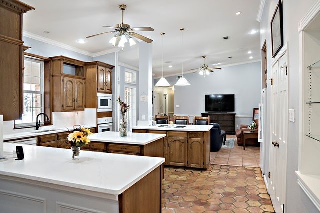 1 Mill Run Place, Athens, TX 75751