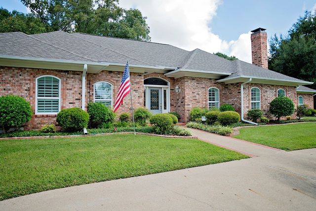 1 Mill Run Place, Athens, TX 75751