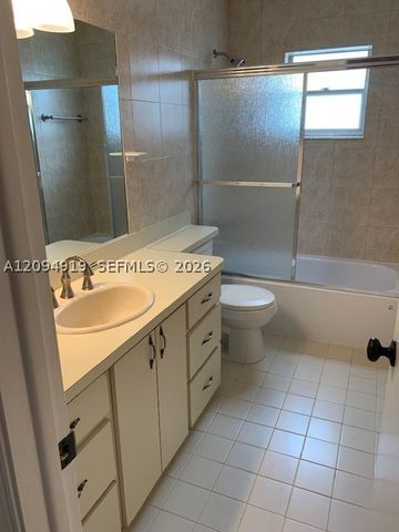 1024 NW 90th Way, Plantation, FL 33322