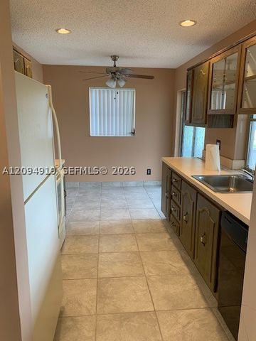1024 NW 90th Way, Plantation, FL 33322