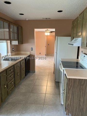 1024 NW 90th Way, Plantation, FL 33322
