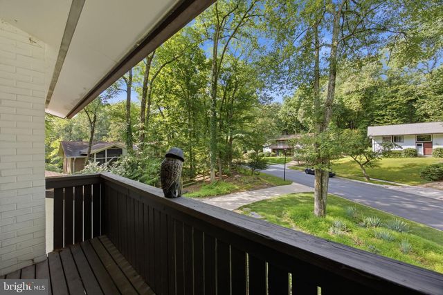 9 WATCHWATER WAY, Rockville, MD 20850