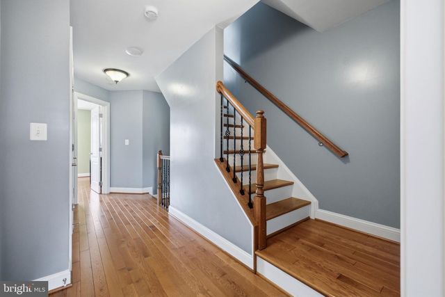 6109 SOLENT PL NE, Washington, DC 20011