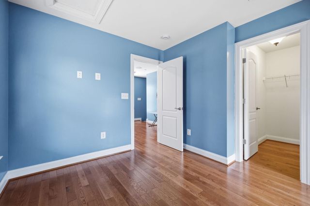 6109 SOLENT PL NE, Washington, DC 20011