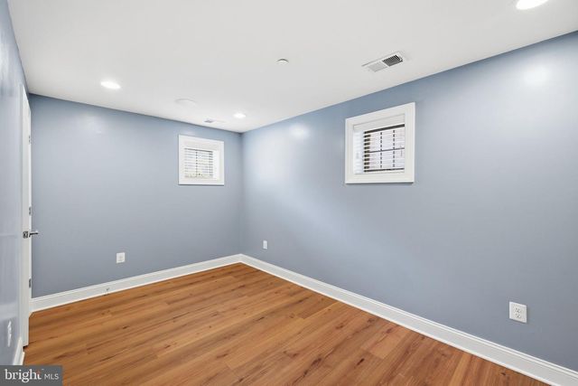 6109 SOLENT PL NE, Washington, DC 20011