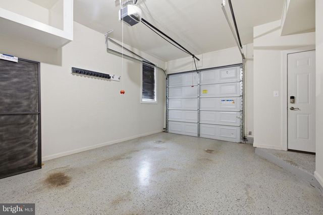 6109 SOLENT PL NE, Washington, DC 20011