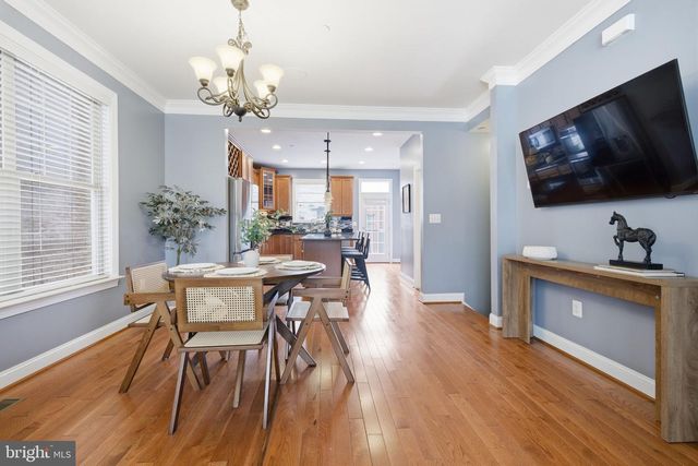 6109 SOLENT PL NE, Washington, DC 20011