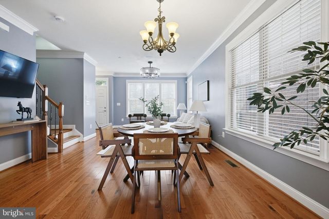 6109 SOLENT PL NE, Washington, DC 20011