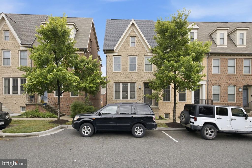 6109 SOLENT PL NE, Washington, DC 20011