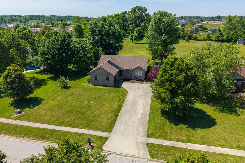 131 Shady Oaks Drive, Richmond, KY 40475