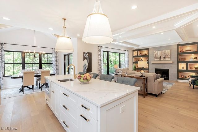 38325 Pettibone Road, Solon, OH 44139