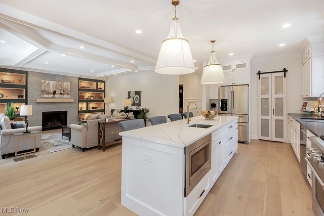 38325 Pettibone Road, Solon, OH 44139