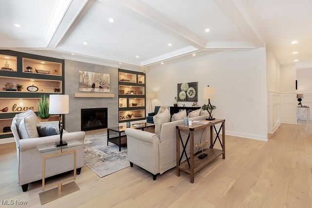 38325 Pettibone Road, Solon, OH 44139