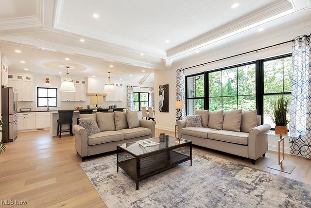 38325 Pettibone Road, Solon, OH 44139