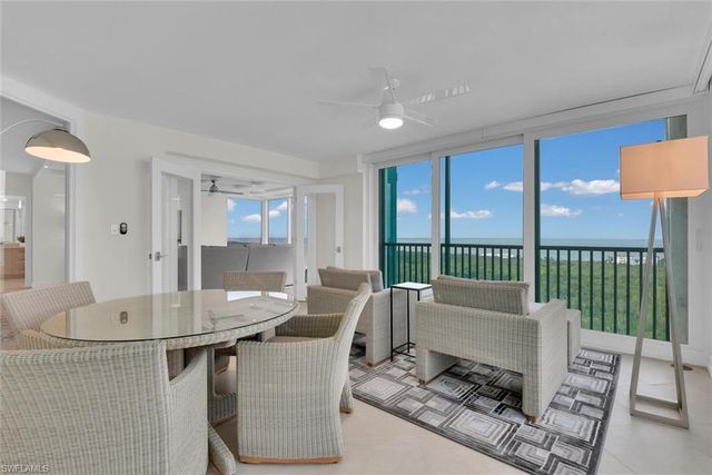 7515 Pelican Bay BLVD # 17D, Naples, FL 34108