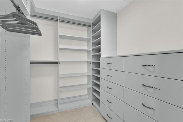 7515 Pelican Bay BLVD # 17D, Naples, FL 34108