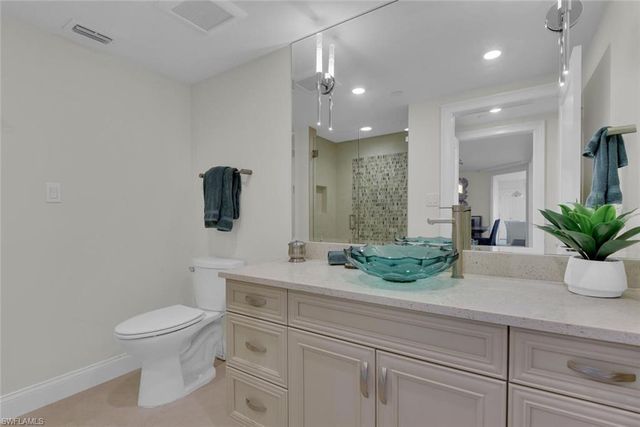 7515 Pelican Bay BLVD # 17D, Naples, FL 34108