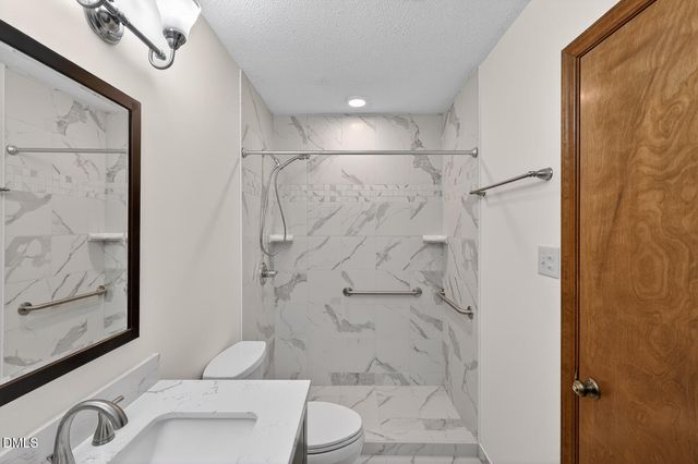 2022 Englewood Drive, Apex, NC 27539