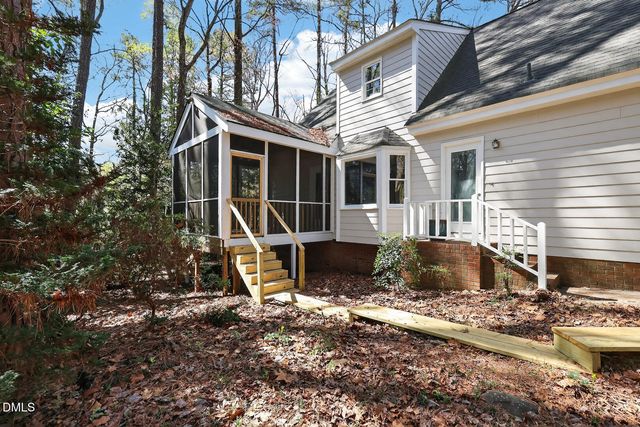 2022 Englewood Drive, Apex, NC 27539