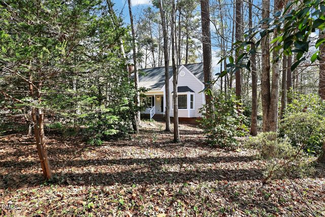 2022 Englewood Drive, Apex, NC 27539