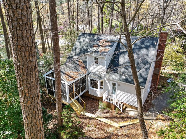 2022 Englewood Drive, Apex, NC 27539